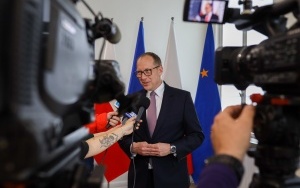 HISTORYCZNE PRZEKAZANIE (9)