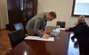 podpisanie aktu notarialnego i spotkanie
